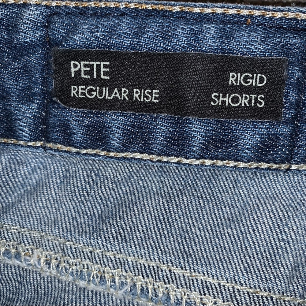 Buffalo Shorts - Picture 9 of 9